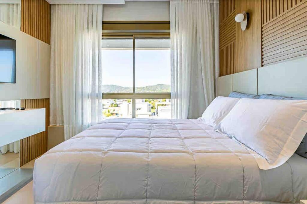 Apartment Luxury At Jurere Internacional New Wifi750mbps Florianopolis